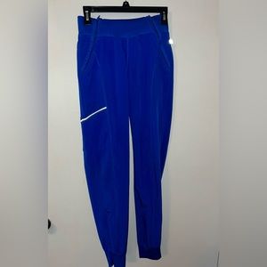 Cherokee infinity scrub pant
